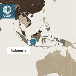 Identifying Indonesia on a world map.